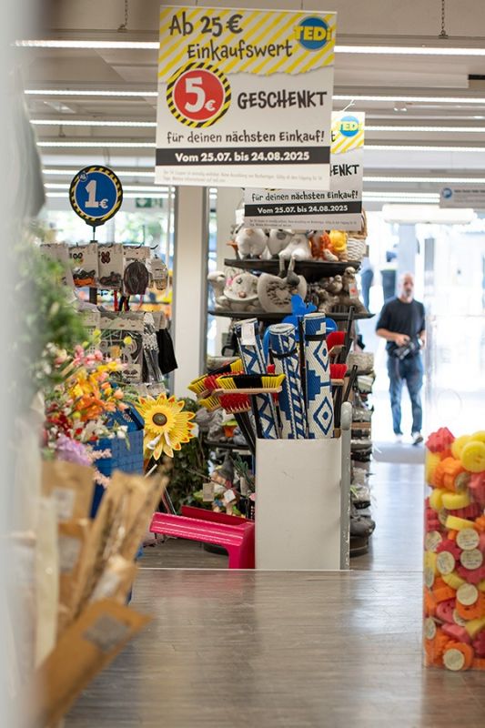 teaser hoch hauspielsticker